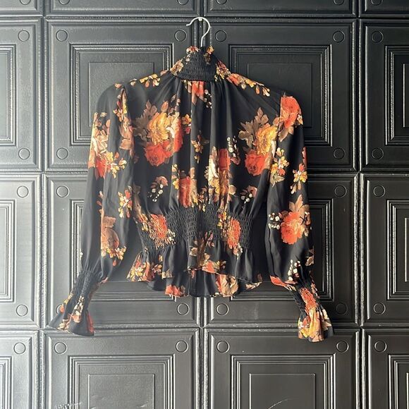 Shinestar Floral top - Picture 1 of 4